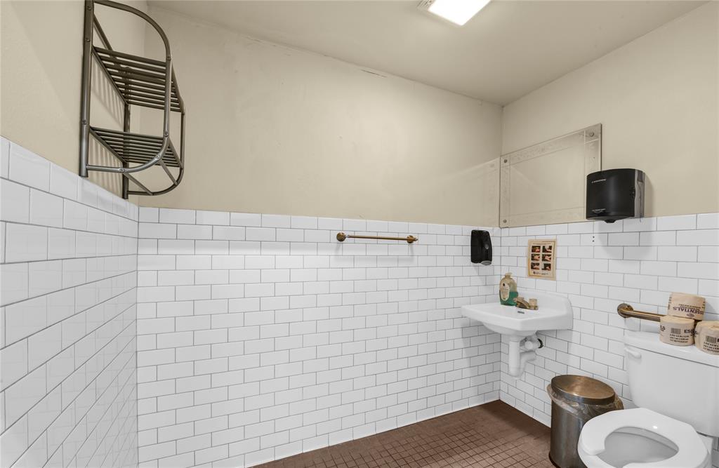 Weatherford Original Town - Commercial Lease