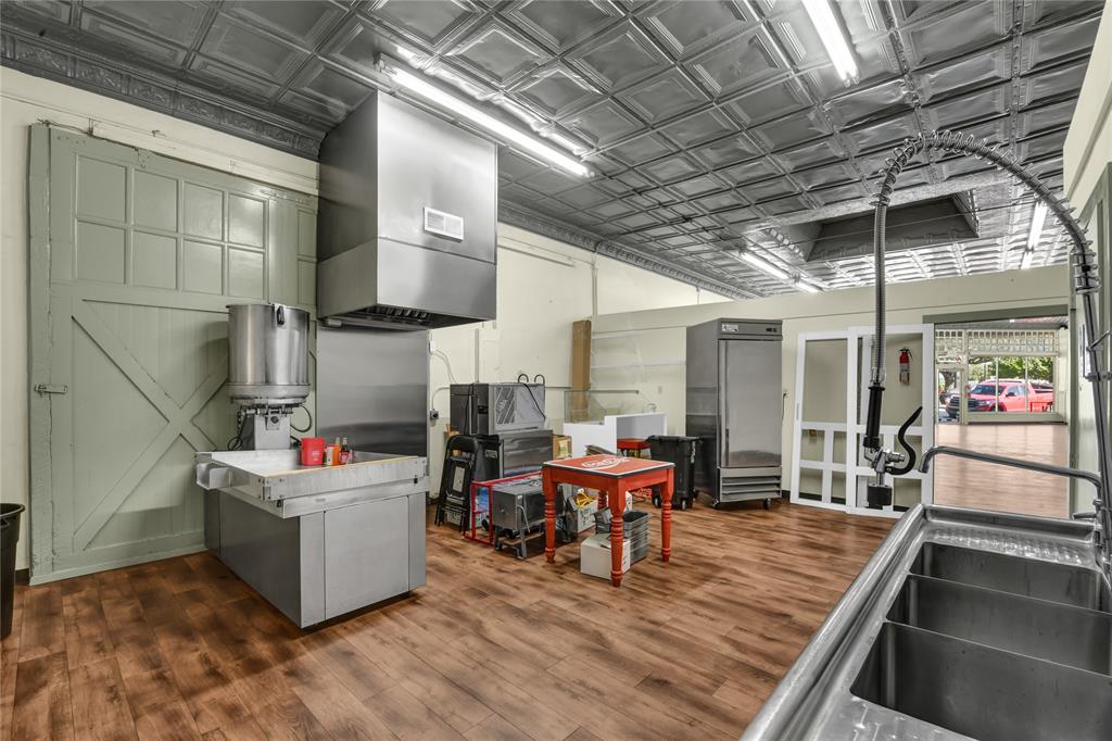 Weatherford Original Town - Commercial Lease