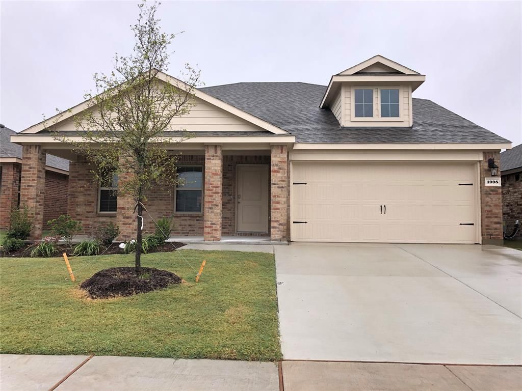 Photo of 1008 Emerald Drive, Princeton, TX 75407 (MLS # 21215337)