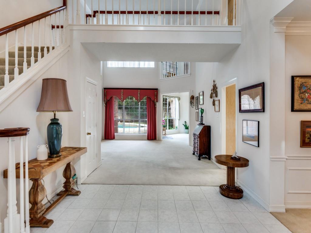 5009 River Bluff Drive