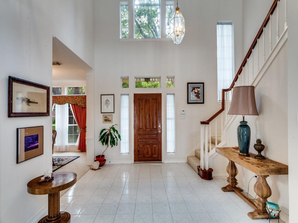 5009 River Bluff Drive