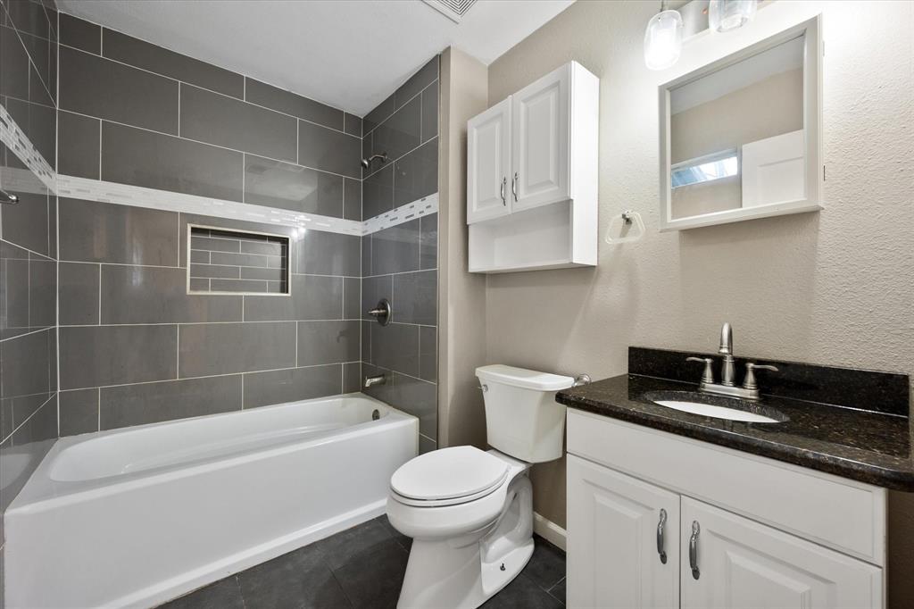 Smith W G Sub/Blk 4 Hyde Jen - Residential