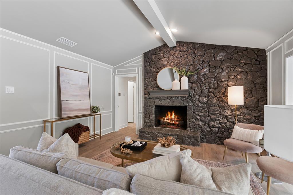 6126 Highgate Lane
