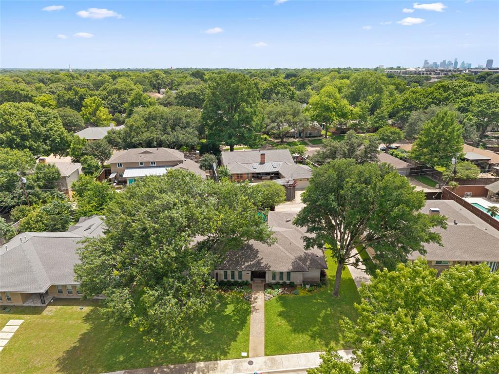 Lovers Lane East - Residential