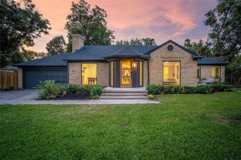 1252 N Selva Drive Dallas TX 75218