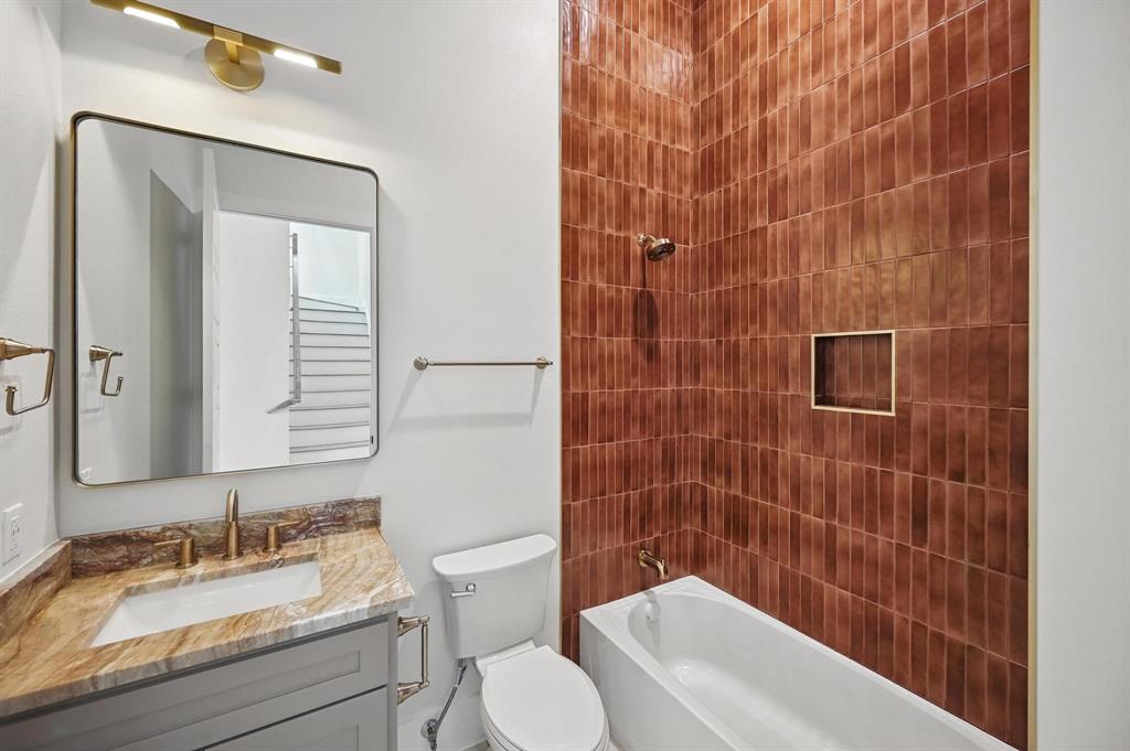 Grapevine, Texas 76051, United States, 4 Bedrooms Bedrooms, ,4 BathroomsBathrooms,Residential,Active,175876