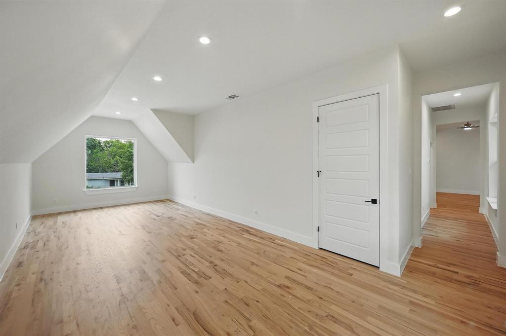 Grapevine, Texas 76051, United States, 4 Bedrooms Bedrooms, ,4 BathroomsBathrooms,Residential,Active,175876