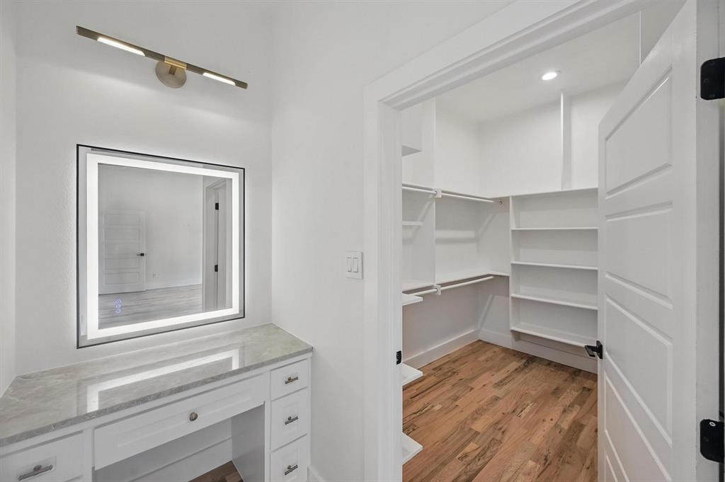 Grapevine, Texas 76051, United States, 4 Bedrooms Bedrooms, ,4 BathroomsBathrooms,Residential,Active,175876