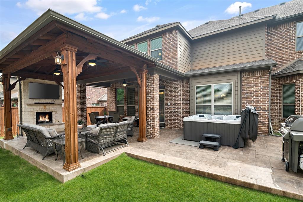 7825 Woodcreek Way