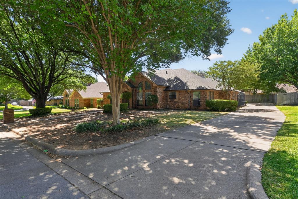 2907 Trail Lake Drive