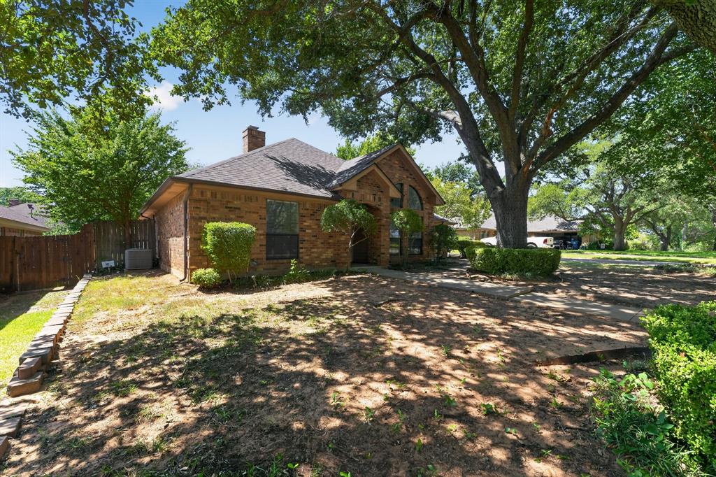 2907 Trail Lake Drive