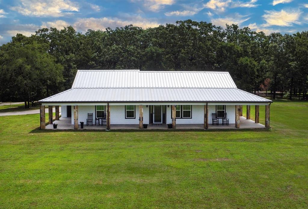 632 County Road 1952