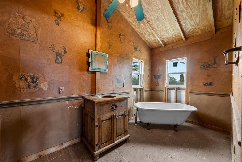 Highland Hills - Farm