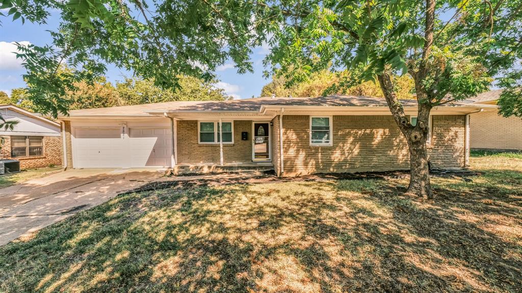 7521 S college Circle