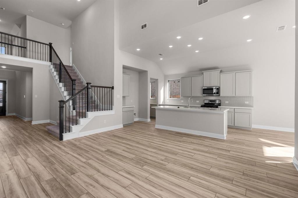 Hulen Trails - Residential