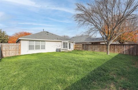 A home in Crowley