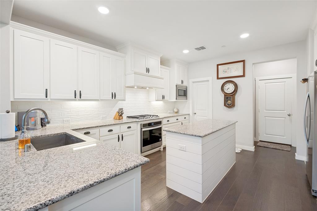 669 Trail Side Drive