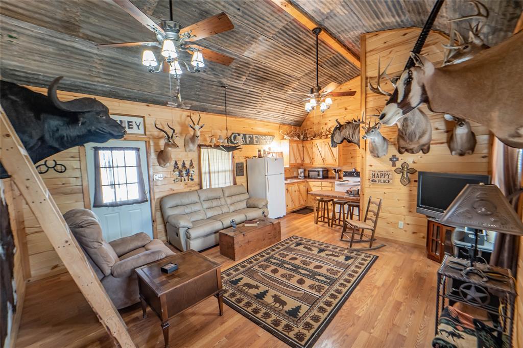 9504 County Road 197