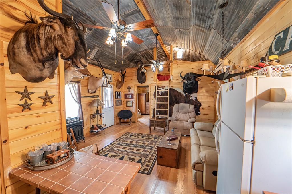9504 County Road 197