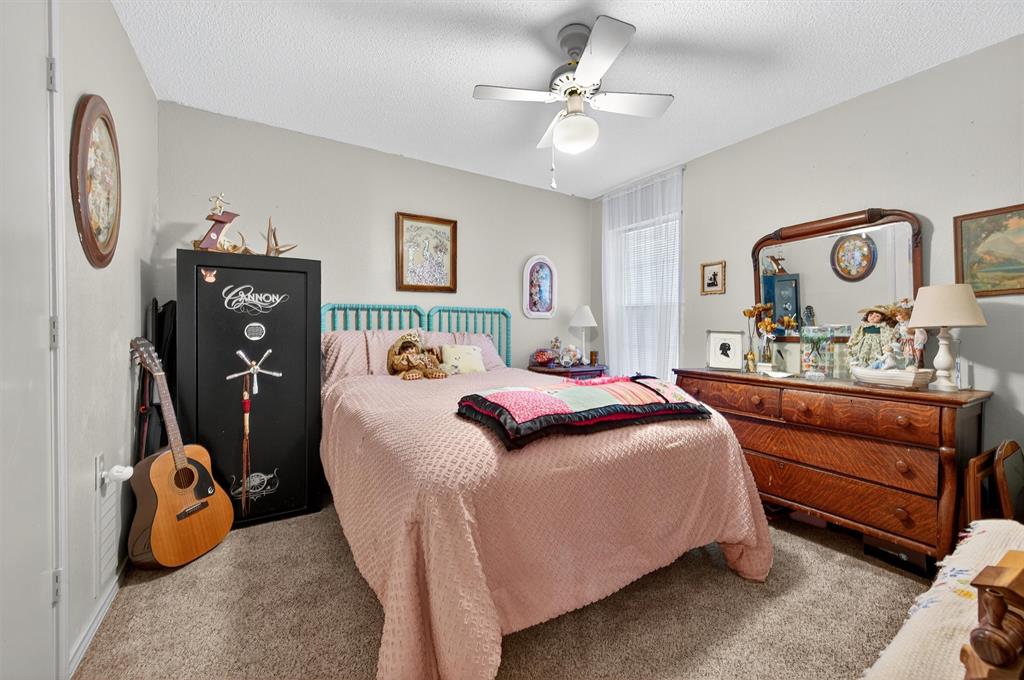 GUNTER J & HT BRR - Residential