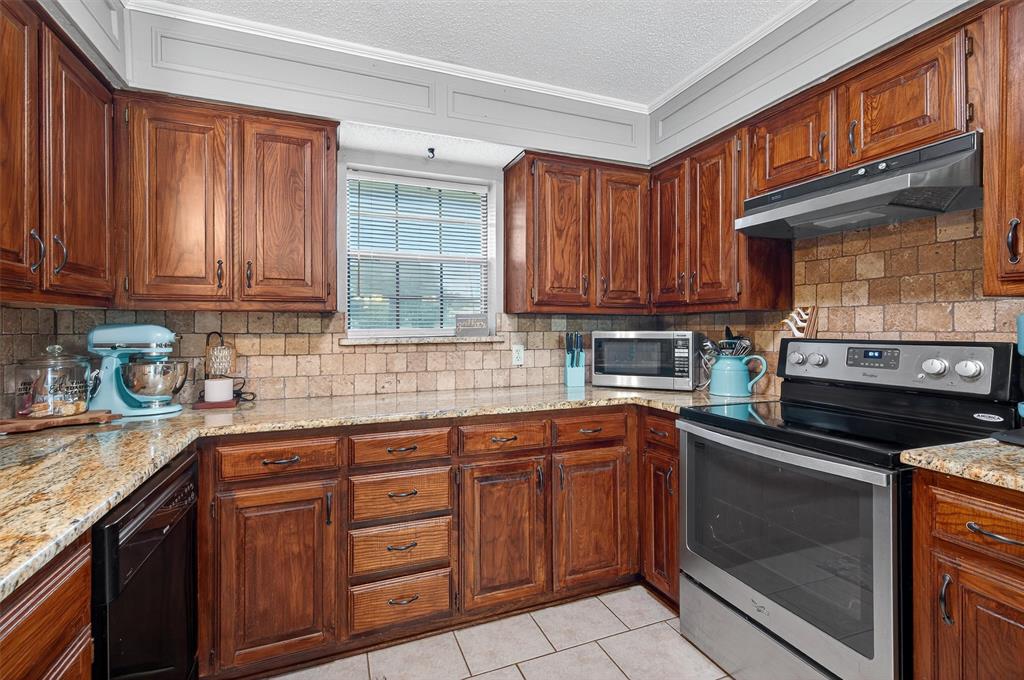 GUNTER J & HT BRR - Residential