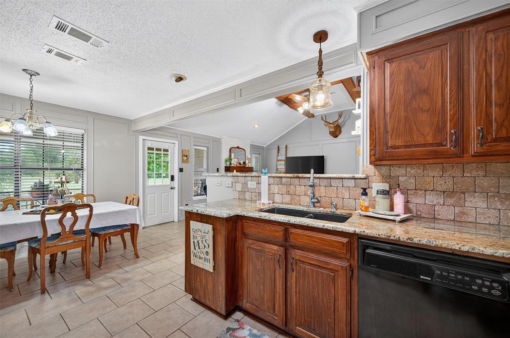 GUNTER J & HT BRR - Residential