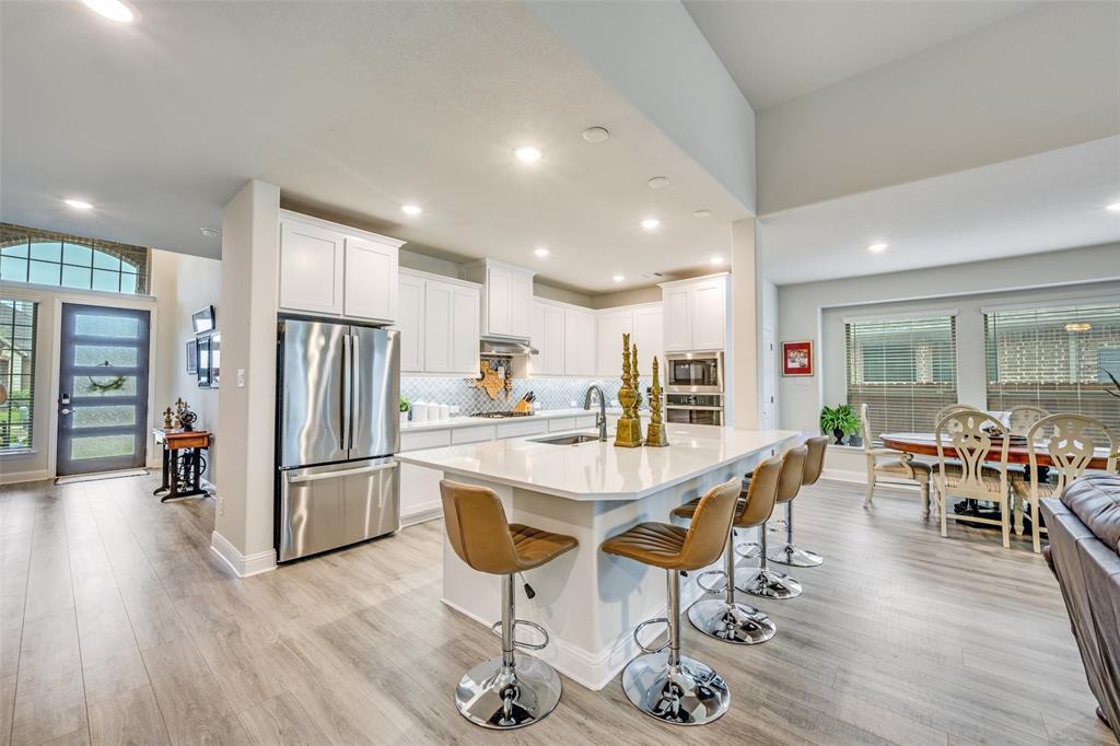 2508 Henley Way
