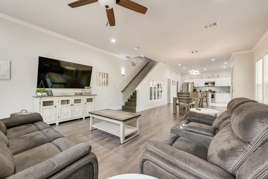 Arbor Place 02 - Residential