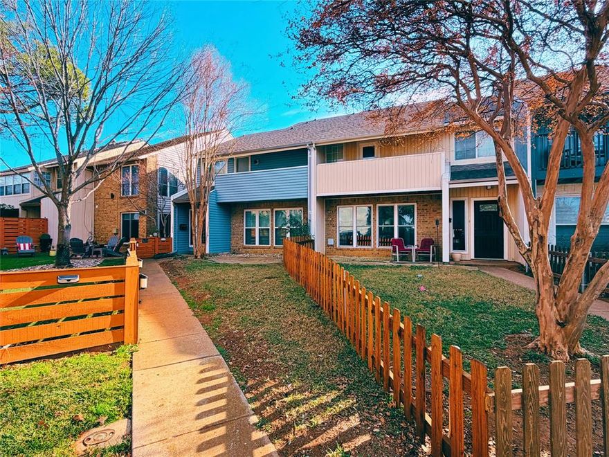 Welcome to Grapevine, the Christmas capital of Texas. Lovely 2-bedroom, 2.5-bathroom townhome with prime access to historic Downtown Grapevine. This beautifully updated home feels brand new with modern upgrades throughout, including luxury vinyl plank flooring, a fully renovated kitchen and bathrooms, energy-efficient windows, a new water heater, updated AC, and refreshed electrical outlets.

The open-concept layout offers two spacious living areas, a generous dining room, and two charming wood-burning fireplaces that create a warm, inviting atmosphere. Outside, enjoy the convenience of low-maintenance turf along with a private hot tub—the perfect retreat after a long week. The community also offers its own pool. 

Located in an unbeatable area, you’ll be just minutes from Grapevine’s vibrant Main Street, boutique shopping, local restaurants, wineries, and quick access to DFW Airport.