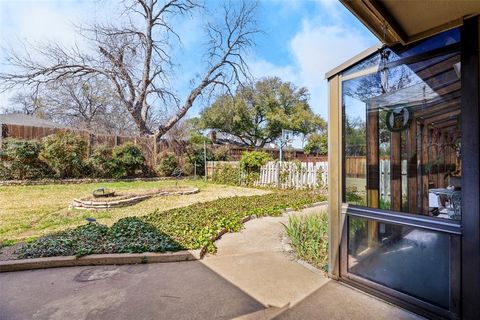 Tiny photo for 1410 Woodbine Street, Arlington, TX 76012 (MLS # 21197546)