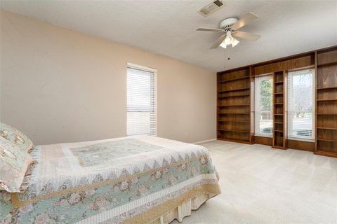 Tiny photo for 1410 Woodbine Street, Arlington, TX 76012 (MLS # 21197546)