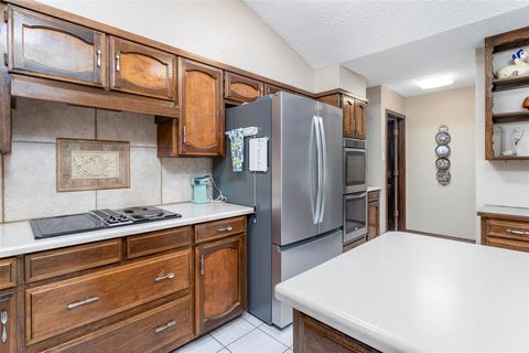 Tiny photo for 1410 Woodbine Street, Arlington, TX 76012 (MLS # 21197546)