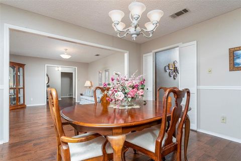 Tiny photo for 1410 Woodbine Street, Arlington, TX 76012 (MLS # 21197546)