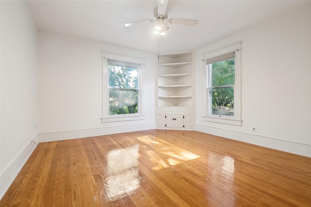 Winnetka Heights - Residential