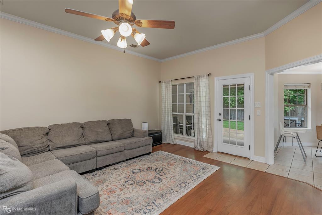 Haughton, Louisiana 71037, United States, 4 Bedrooms Bedrooms, ,2 BathroomsBathrooms,Residential,Active,124699