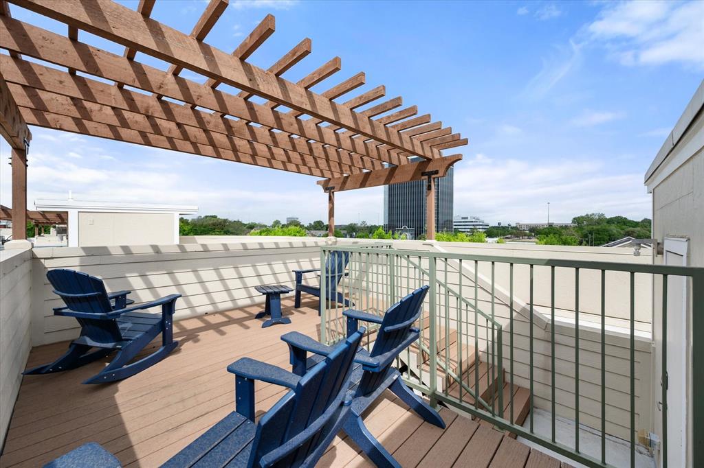 Chelsea Park Twnhms - Residential