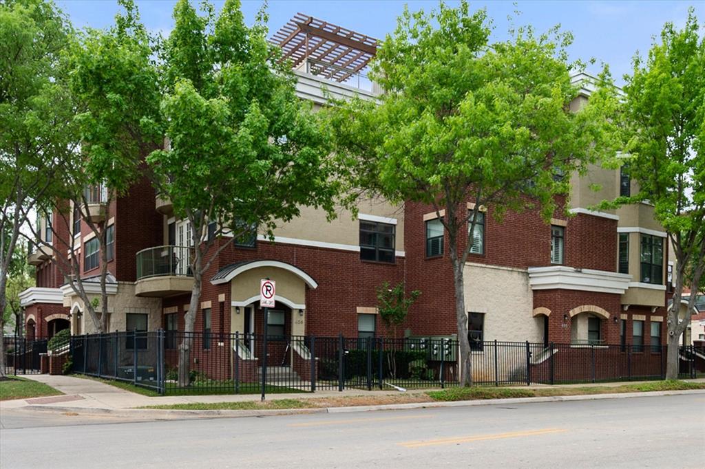 Chelsea Park Twnhms - Residential