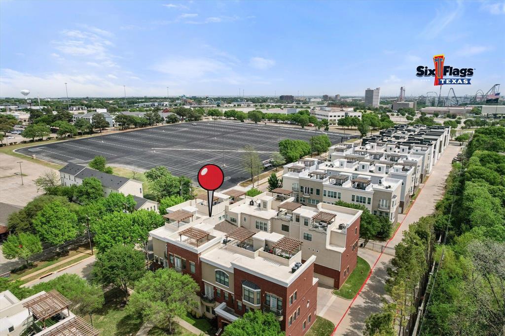 Chelsea Park Twnhms - Residential