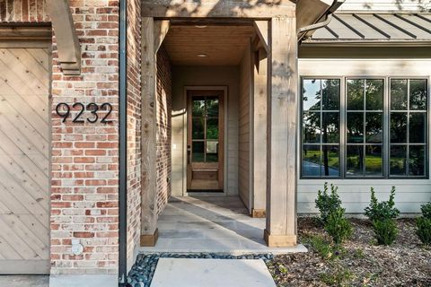 Tiny photo for 9232 San Fernando Way, Dallas, TX 75218 (MLS # 21054822)