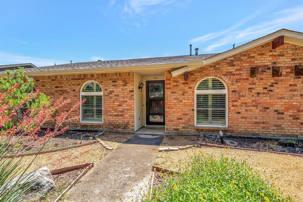 932 Goodwin Drive