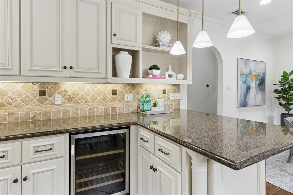 Country Club Estates - Residential