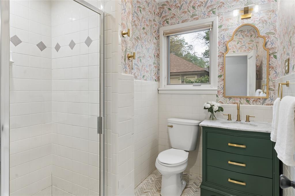 Country Club Estates - Residential