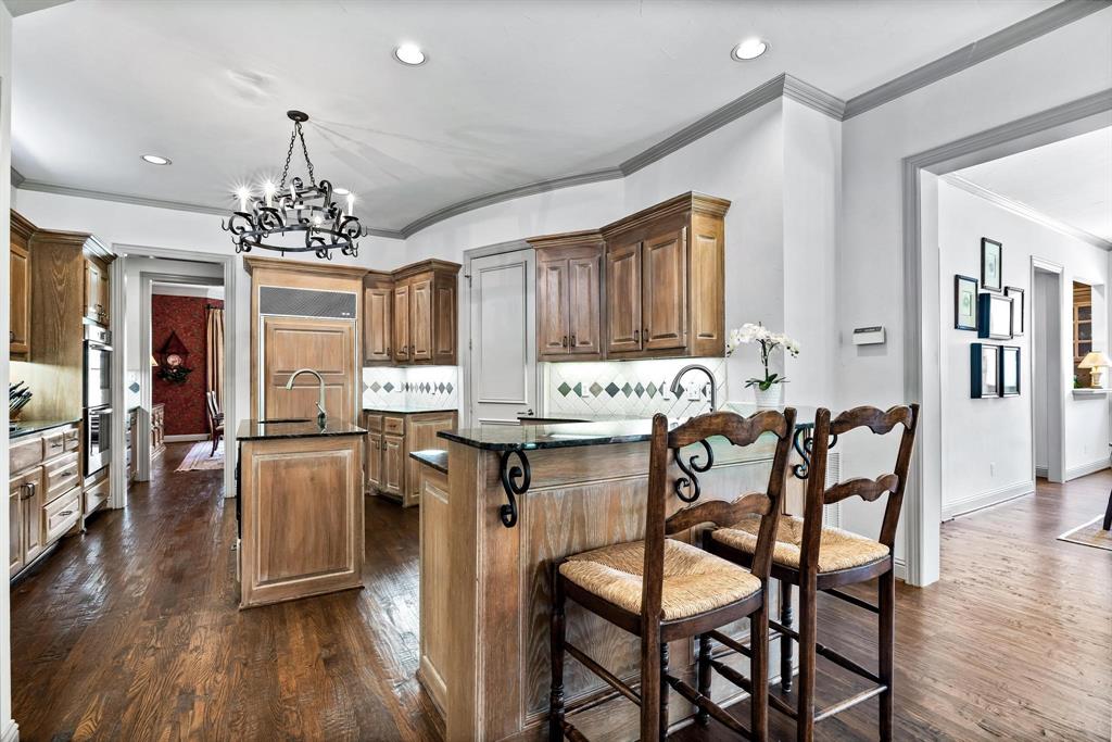 V W Greenwades - Residential