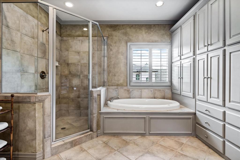 V W Greenwades - Residential