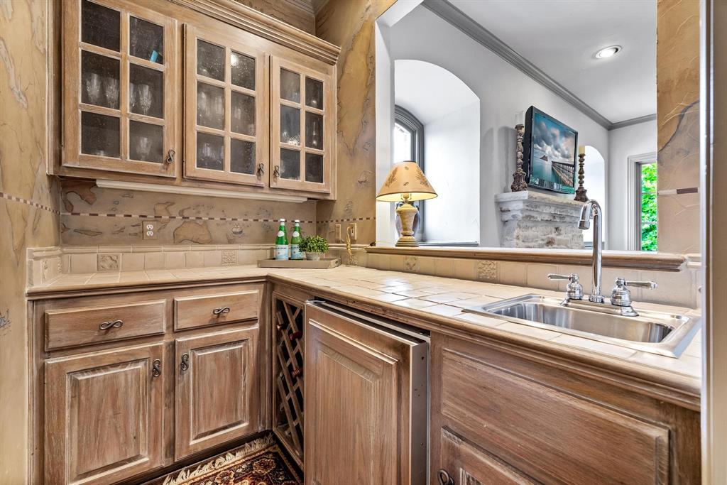 V W Greenwades - Residential