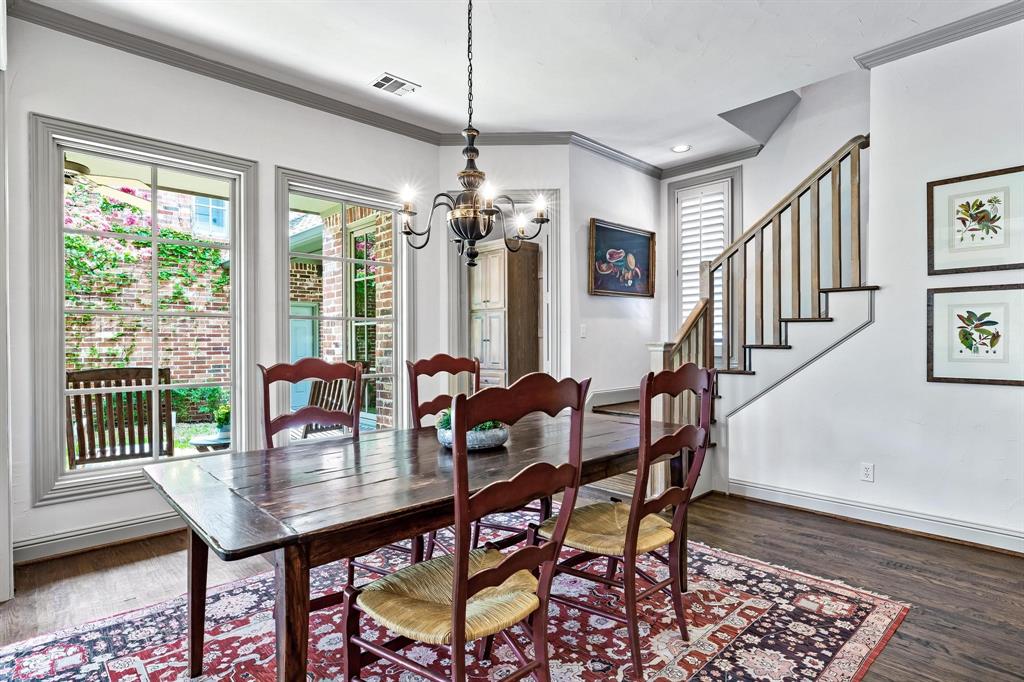 V W Greenwades - Residential