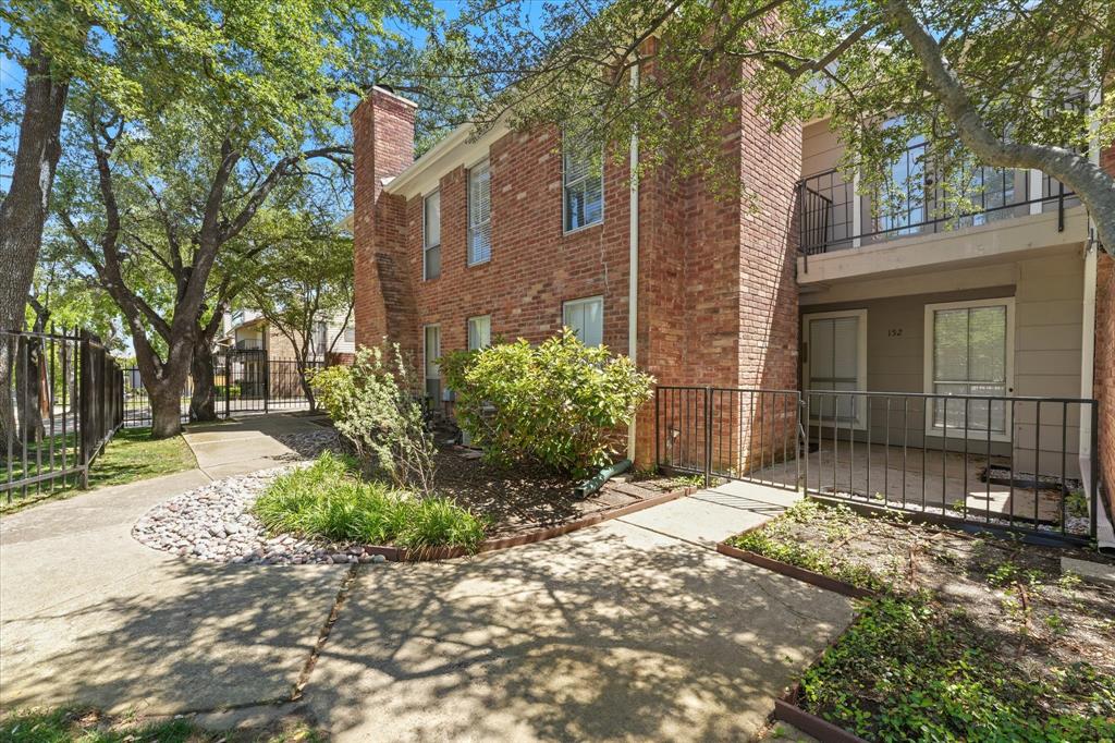 Holly Park - Residential