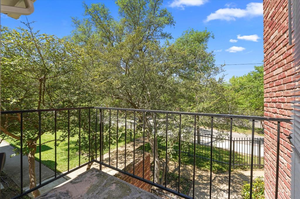 Holly Park - Residential