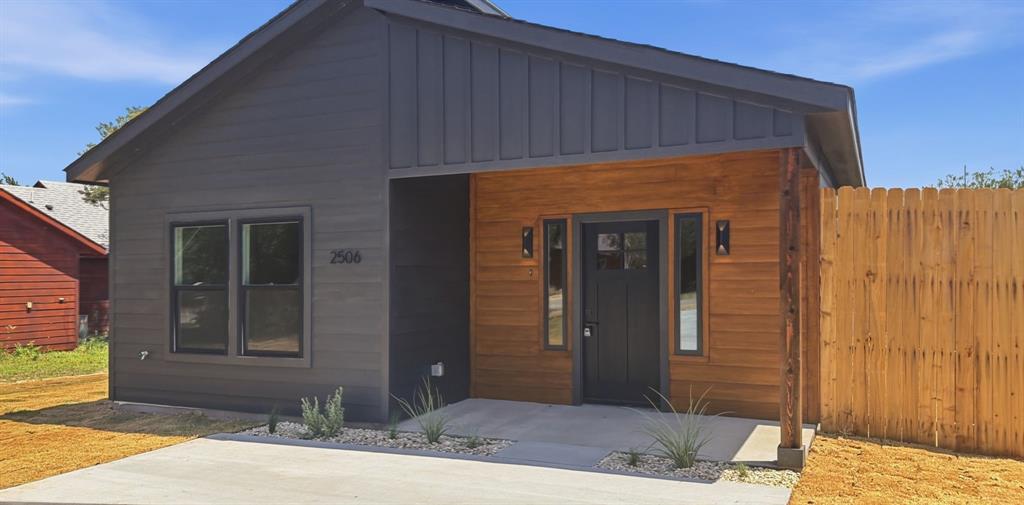 2506 Hercules Court