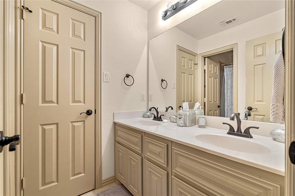 Village Lakes Ph 3 - Residential